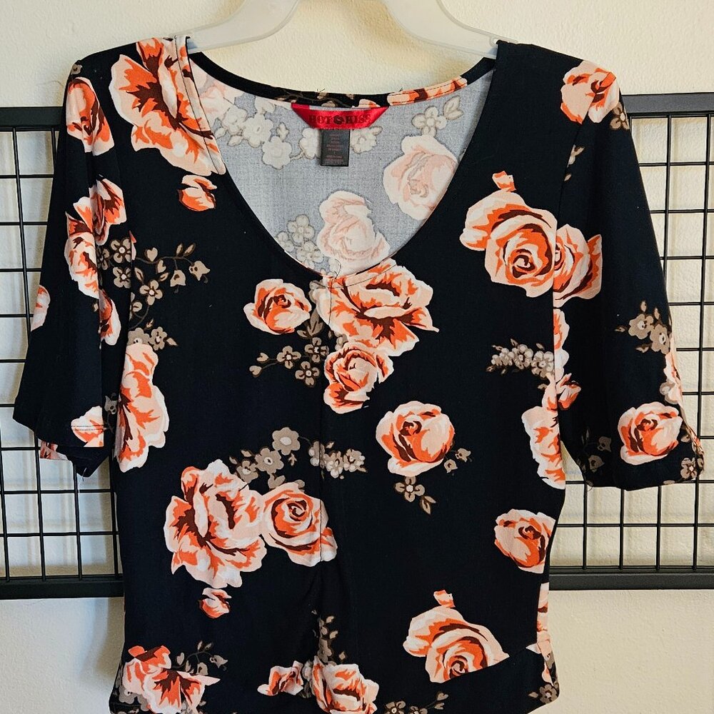 Hot Kiss Floral Blouse